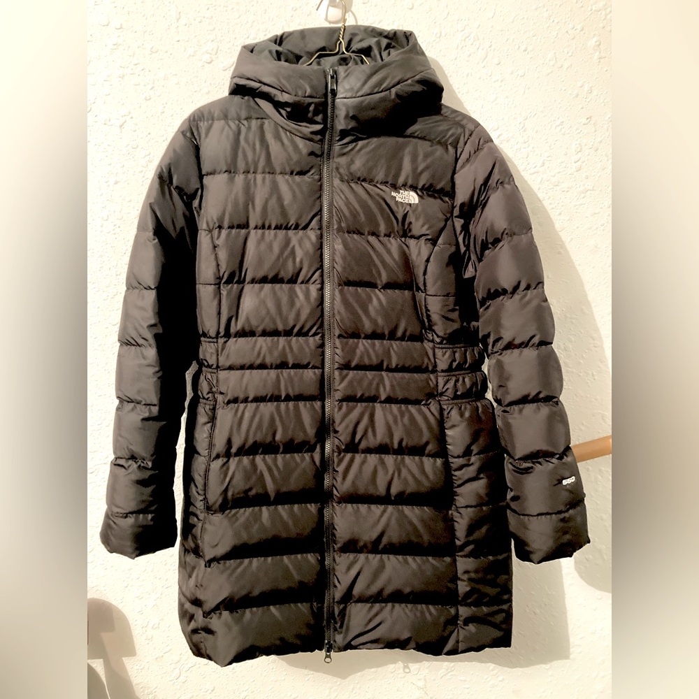 Great condition women’s North Face puffer jacket XL black